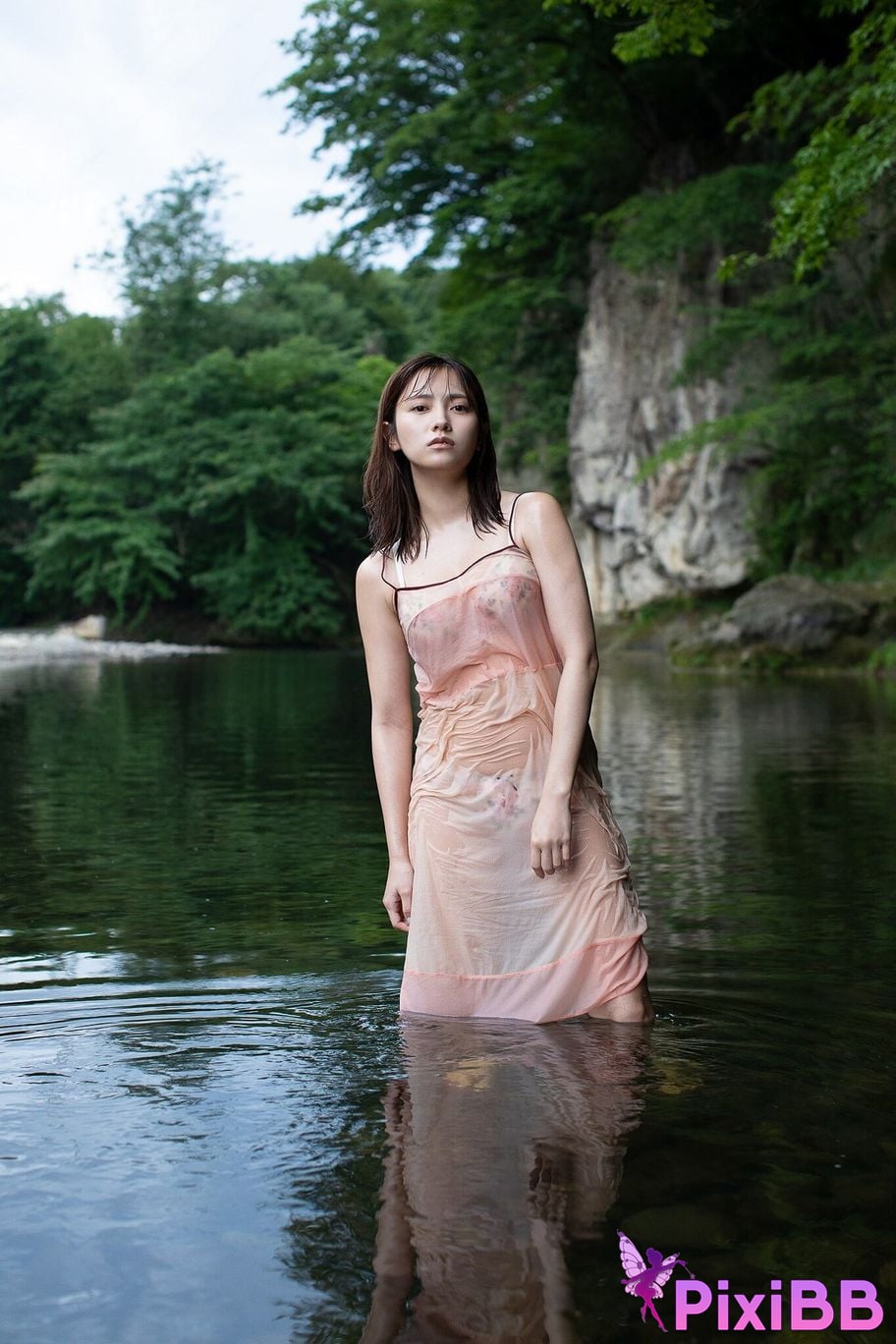 Japanese Idol Momotsuki Nashiko Expanded version All 50P Yanmaga Other YM2024 issue 46 unreleased cut digital photo book PixiBB.COM 046