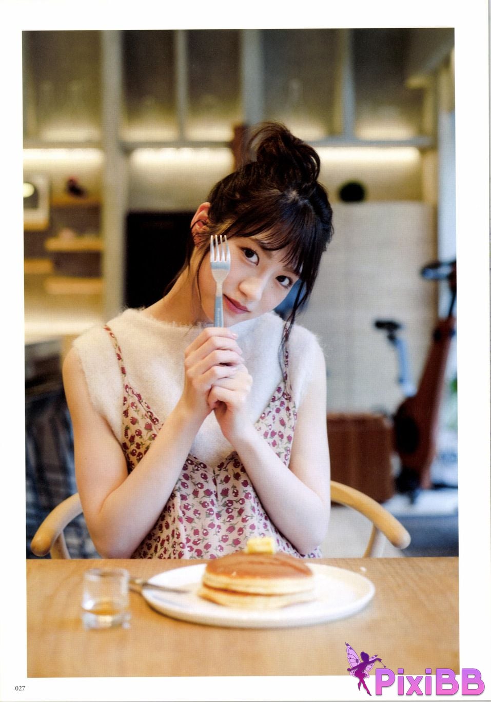 Japanese Idol Yumi Wakatsuki 1st photo essay Until I wear out the shoes cant get used to PixiBB.COM 027