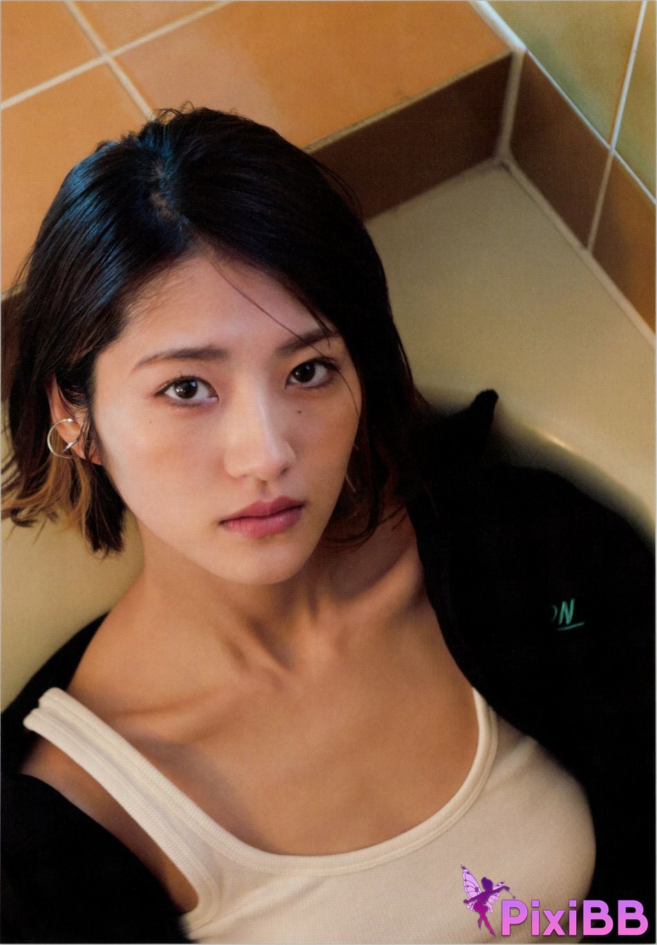 Japanese Idol Yumi Wakatsuki 1st photo essay Until I wear out the shoes cant get used to PixiBB.COM 082