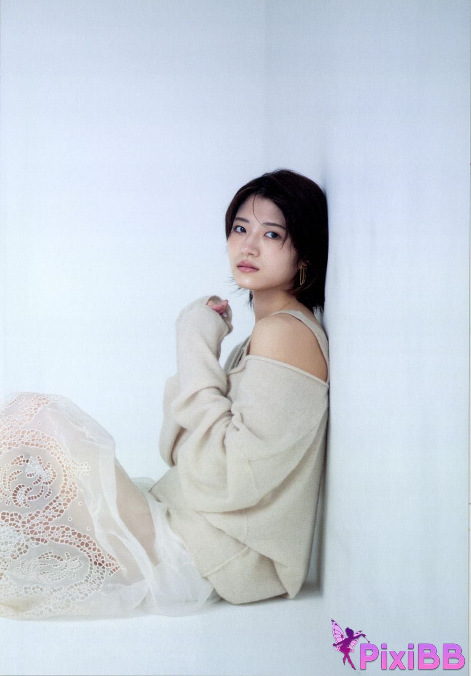 Japanese Idol Yumi Wakatsuki 1st photo essay Until I wear out the shoes cant get used to PixiBB.COM 110