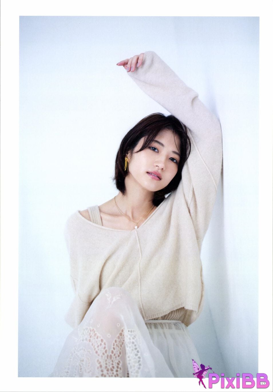 Japanese Idol Yumi Wakatsuki 1st photo essay Until I wear out the shoes cant get used to PixiBB.COM 112