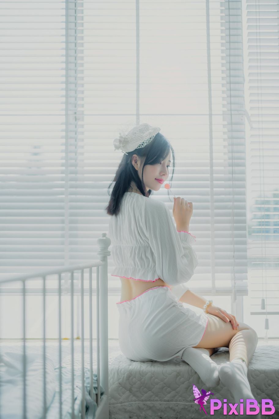 Coser Nnian PixiBB.COM 011