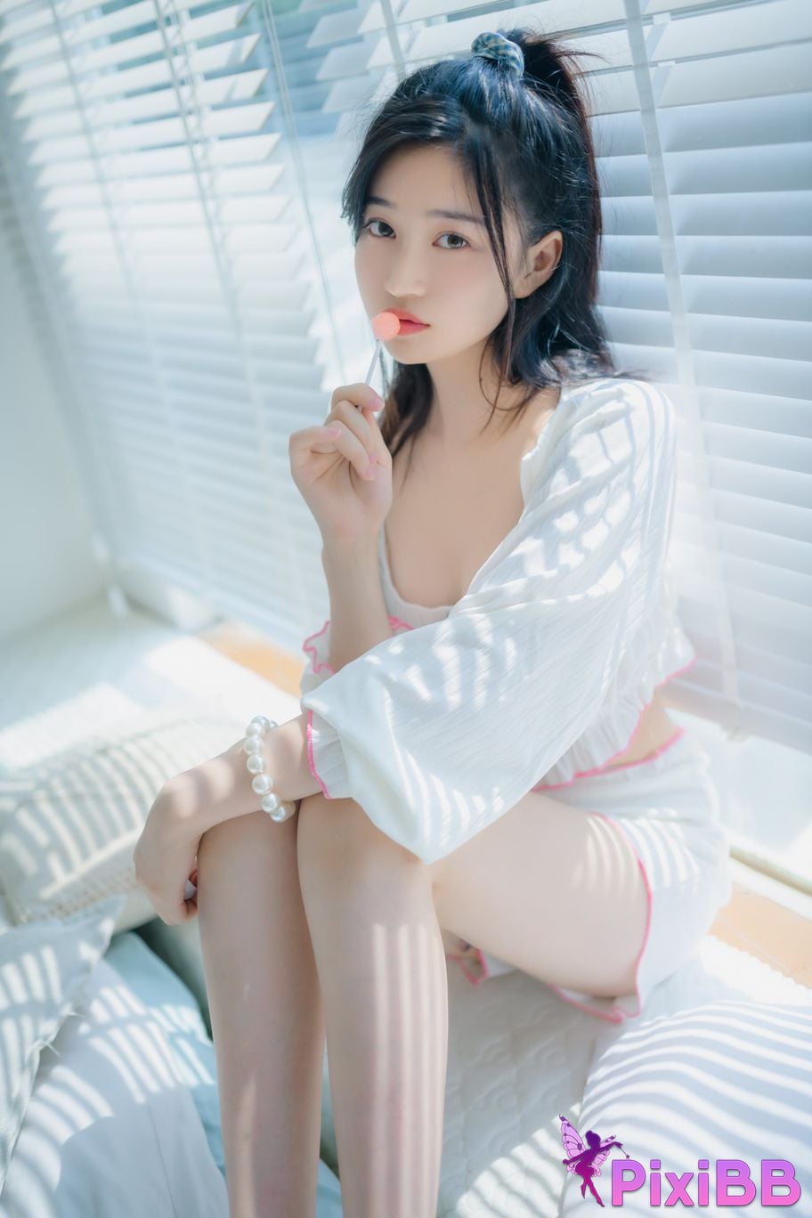 Coser Nnian PixiBB.COM 019