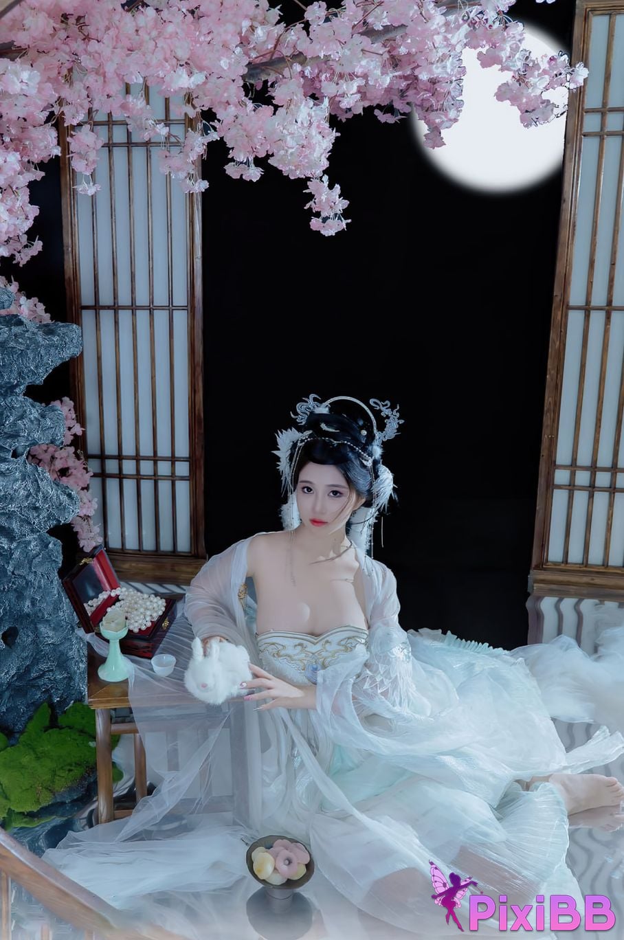 Coser Nnian PixiBB.COM 016