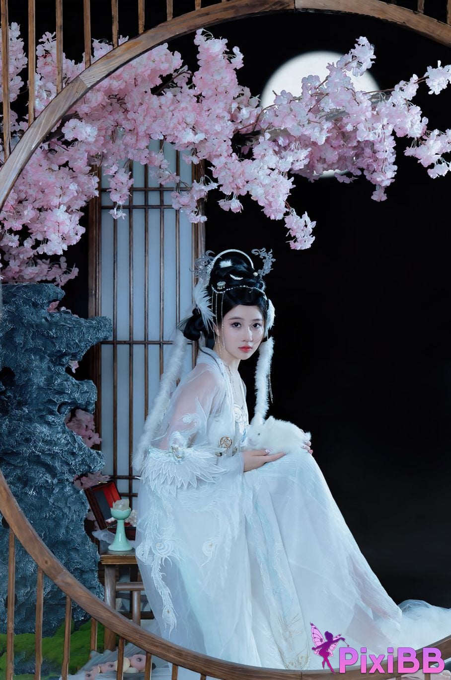 Coser Nnian PixiBB.COM 035