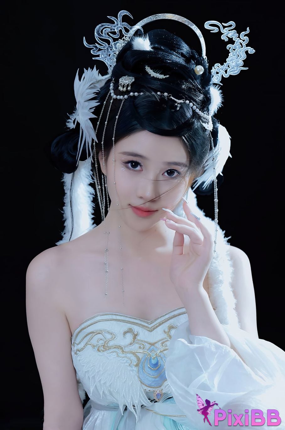 Coser Nnian PixiBB.COM 038