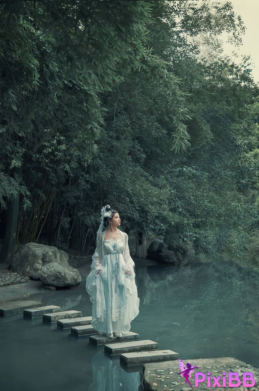 Coser Nnian PixiBB.COM 044