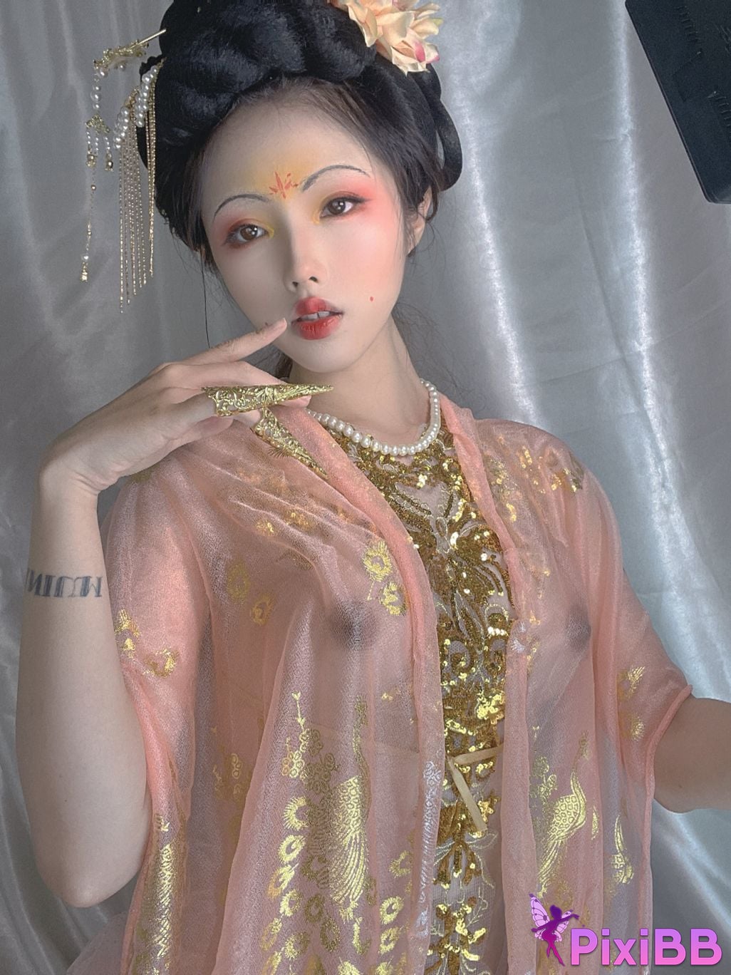 Cosplayer Titanium alloy TiTi imperial concubine PixiBB.COM 002