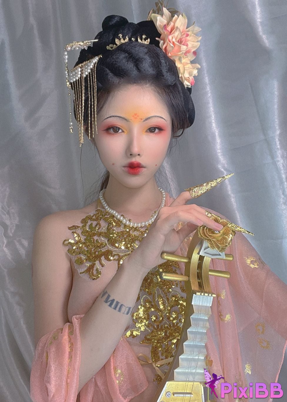 Cosplayer Titanium alloy TiTi imperial concubine PixiBB.COM 020