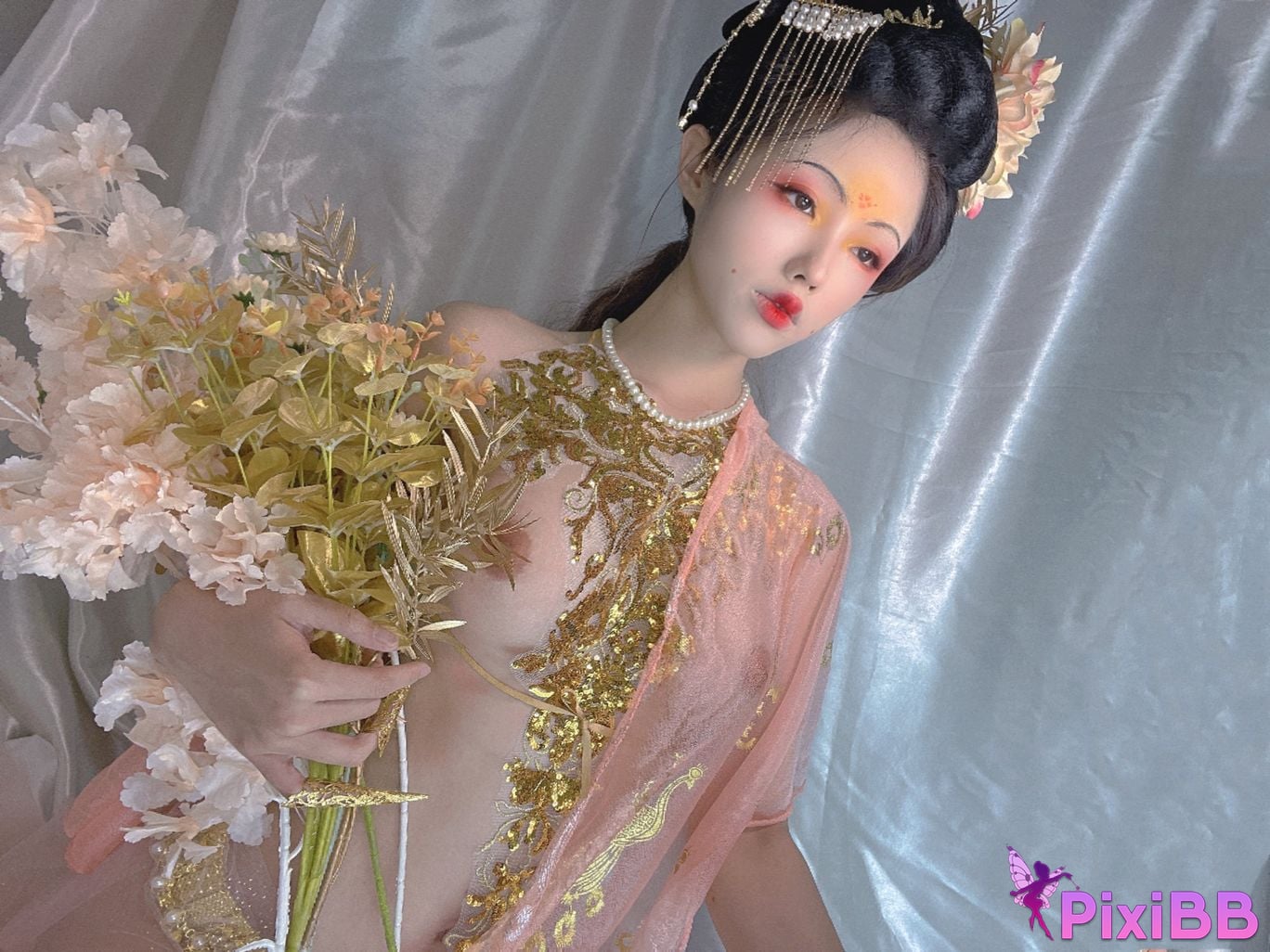 Cosplayer Titanium alloy TiTi imperial concubine PixiBB.COM 021