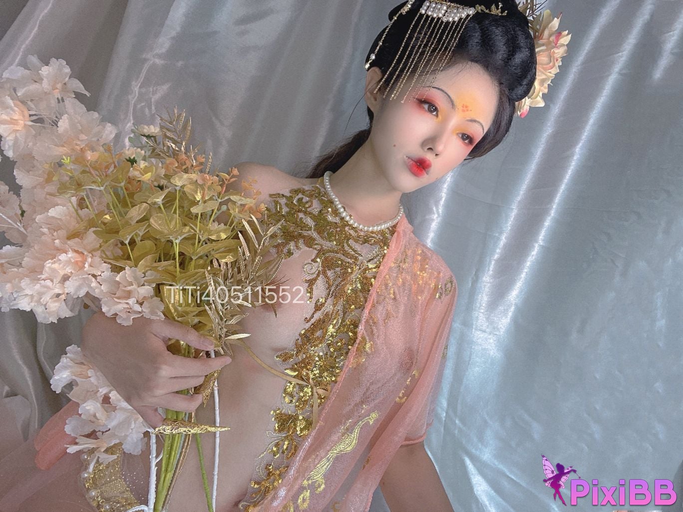 Cosplayer Titanium alloy TiTi imperial concubine PixiBB.COM 027