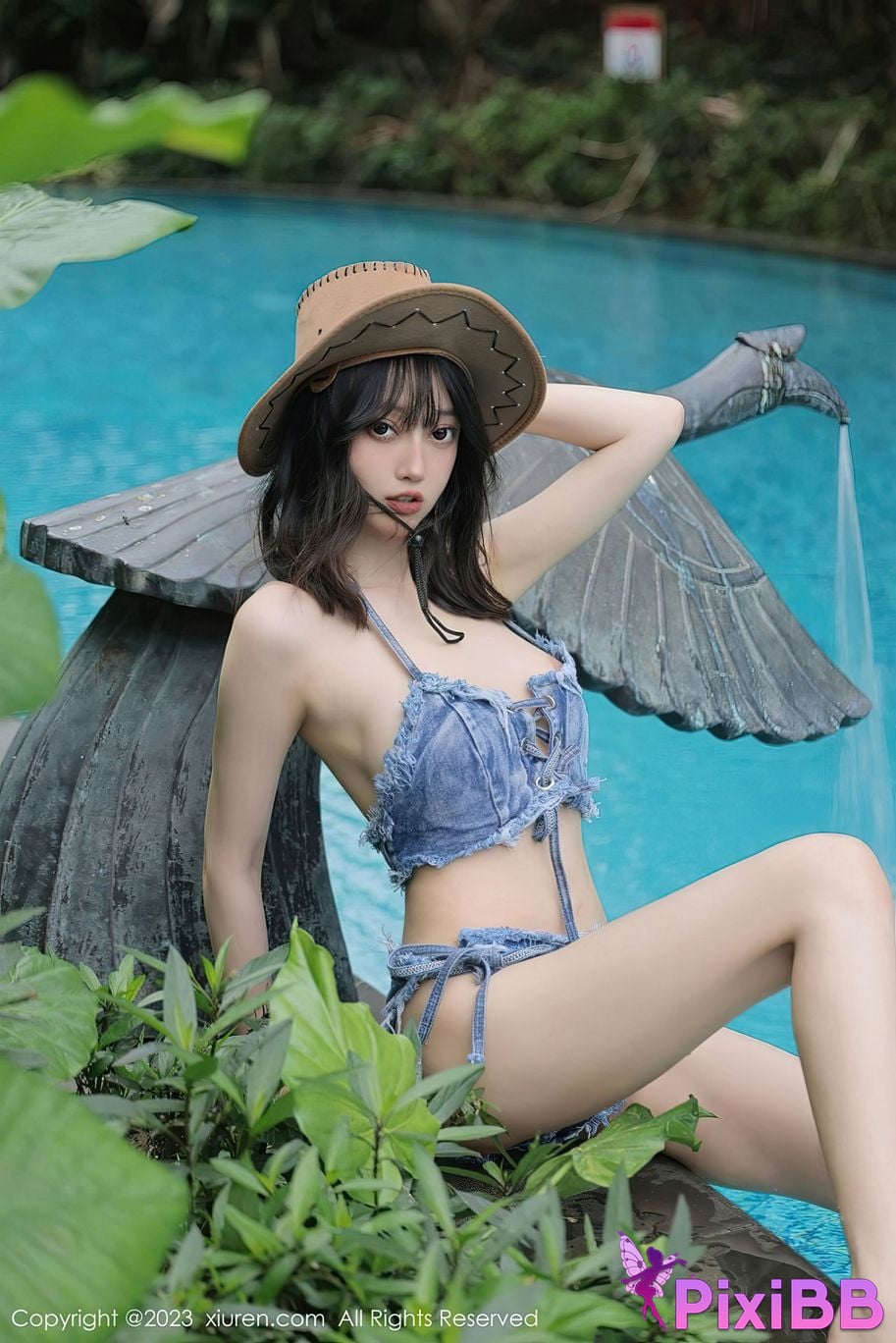 XIUREN No.6504 er PixiBB.COM 014