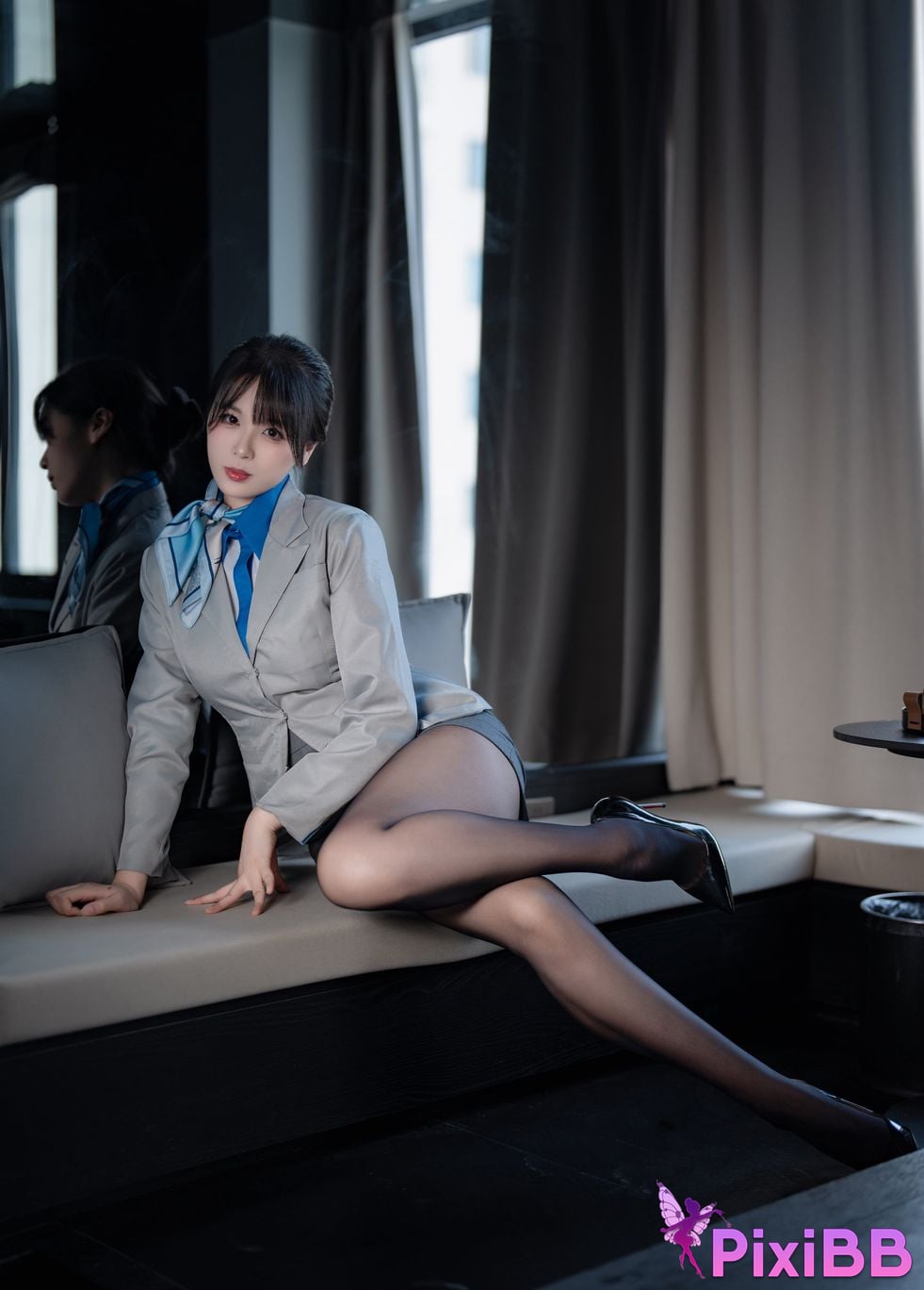 Coser Senior Sister Xuan Xiao Stewardess indoor black silk PixiBB.COM 002