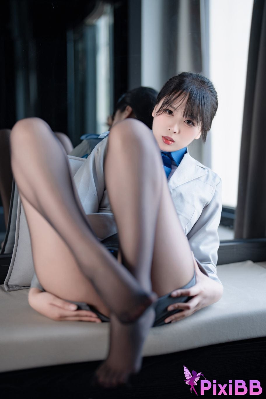 Coser Senior Sister Xuan Xiao Stewardess indoor black silk PixiBB.COM 018