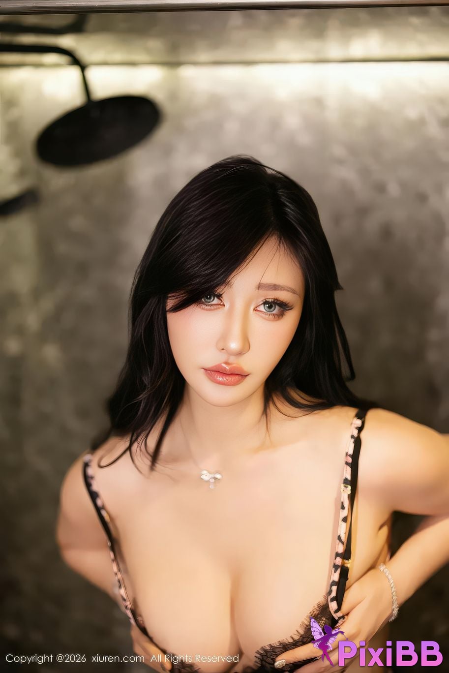 XIUREN No.11306 I s L e i l a w k PixiBB.COM 029