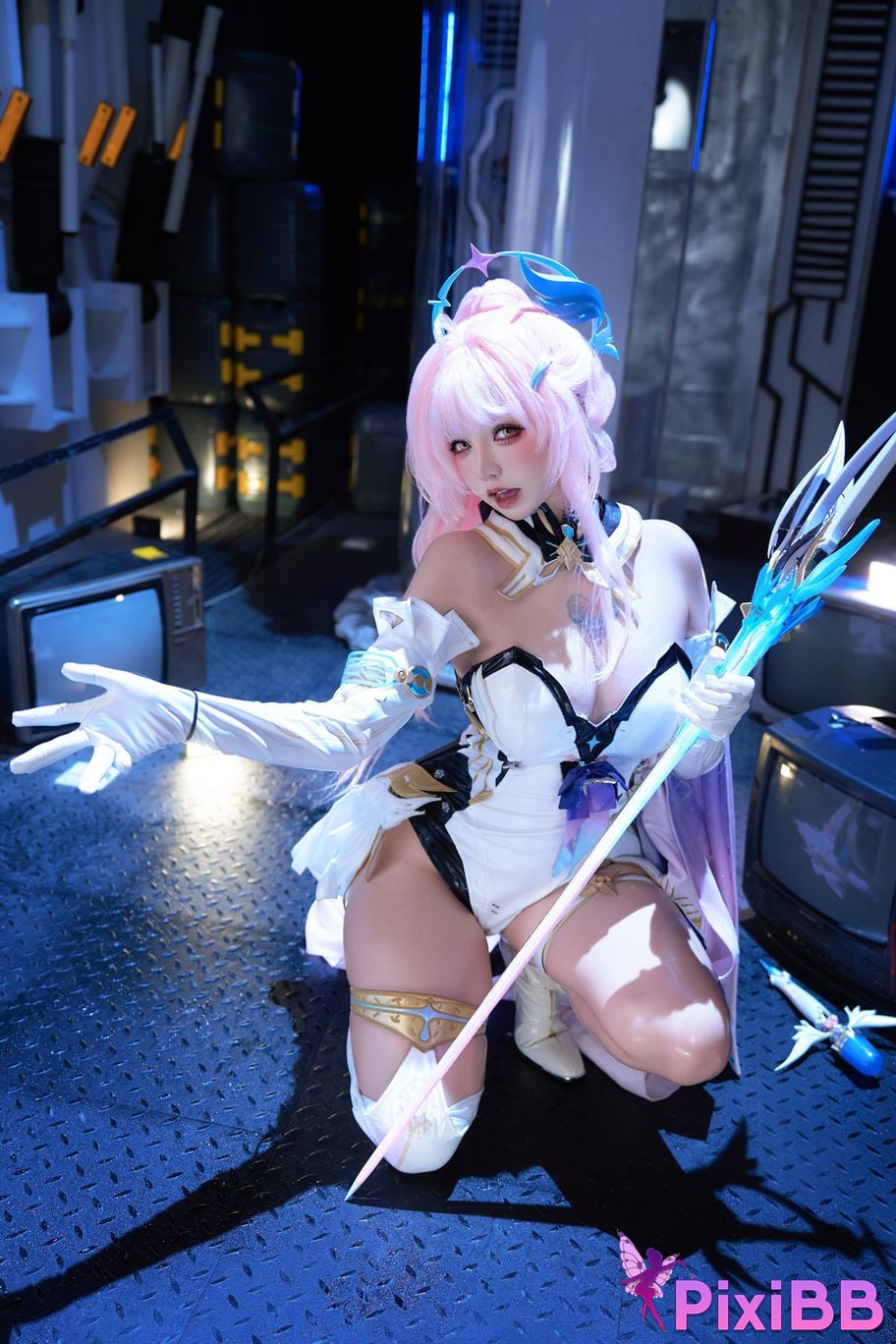 Cosplayer Axun kaOri amis PixiBB.COM 215 1