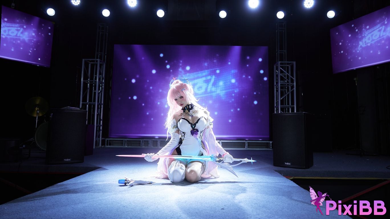 Cosplayer Axun kaOri amis PixiBB.COM 246 1