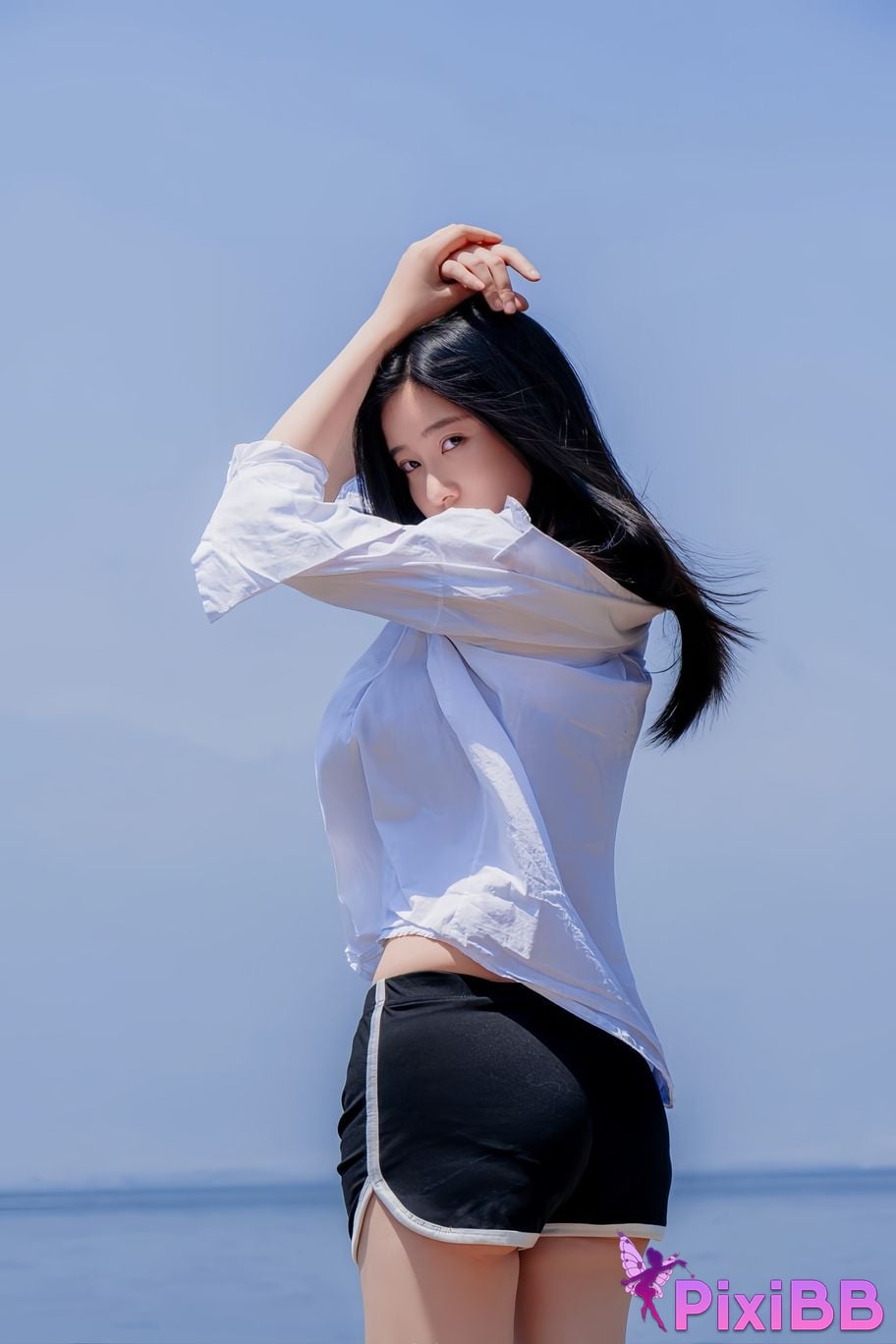 Cosplayer every year Nnian white shirt PixiBB.COM 017