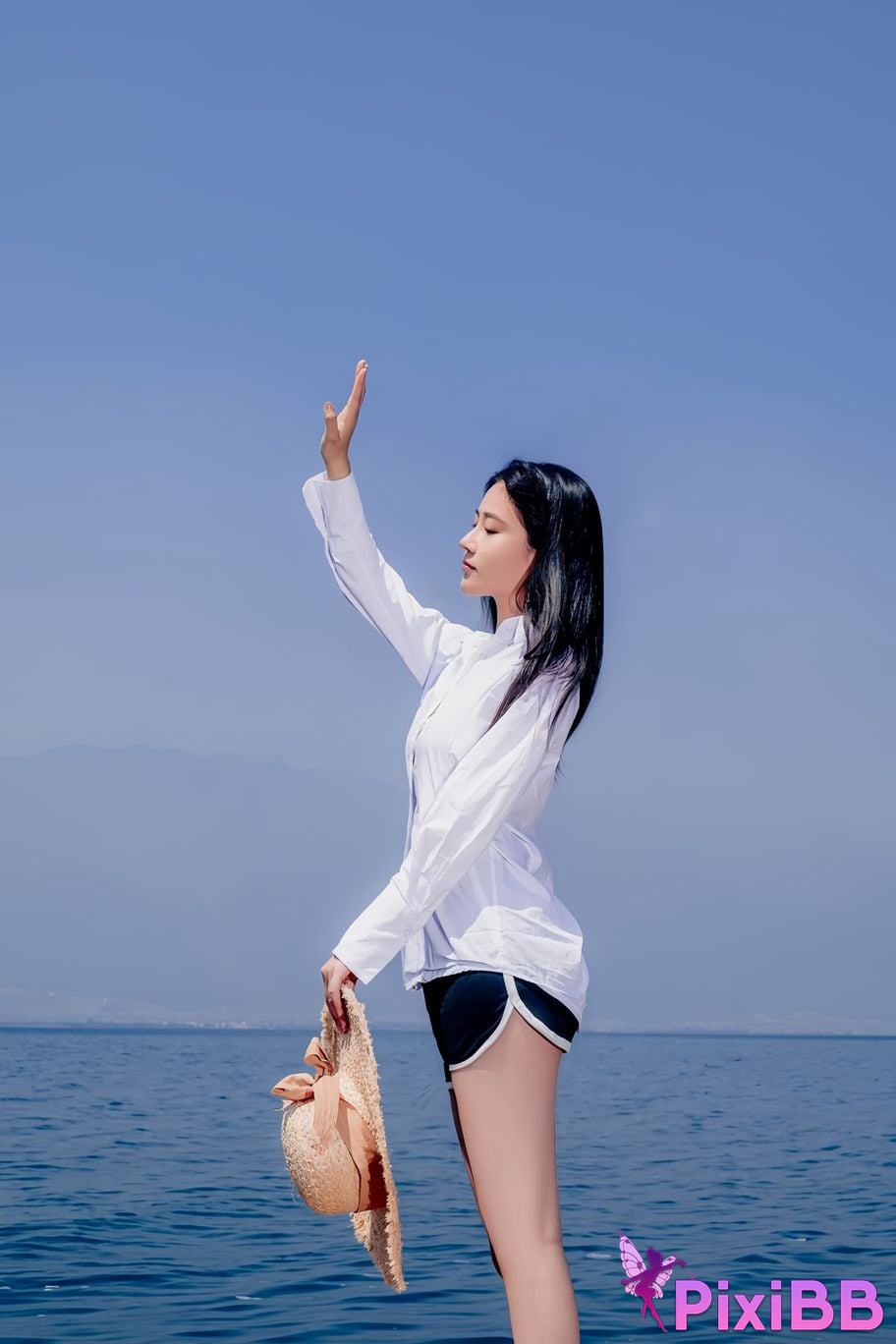 Cosplayer every year Nnian white shirt PixiBB.COM 037