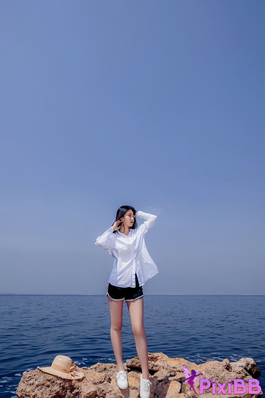 Cosplayer every year Nnian white shirt PixiBB.COM 038