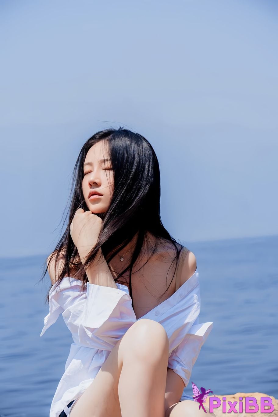 Cosplayer every year Nnian white shirt PixiBB.COM 047