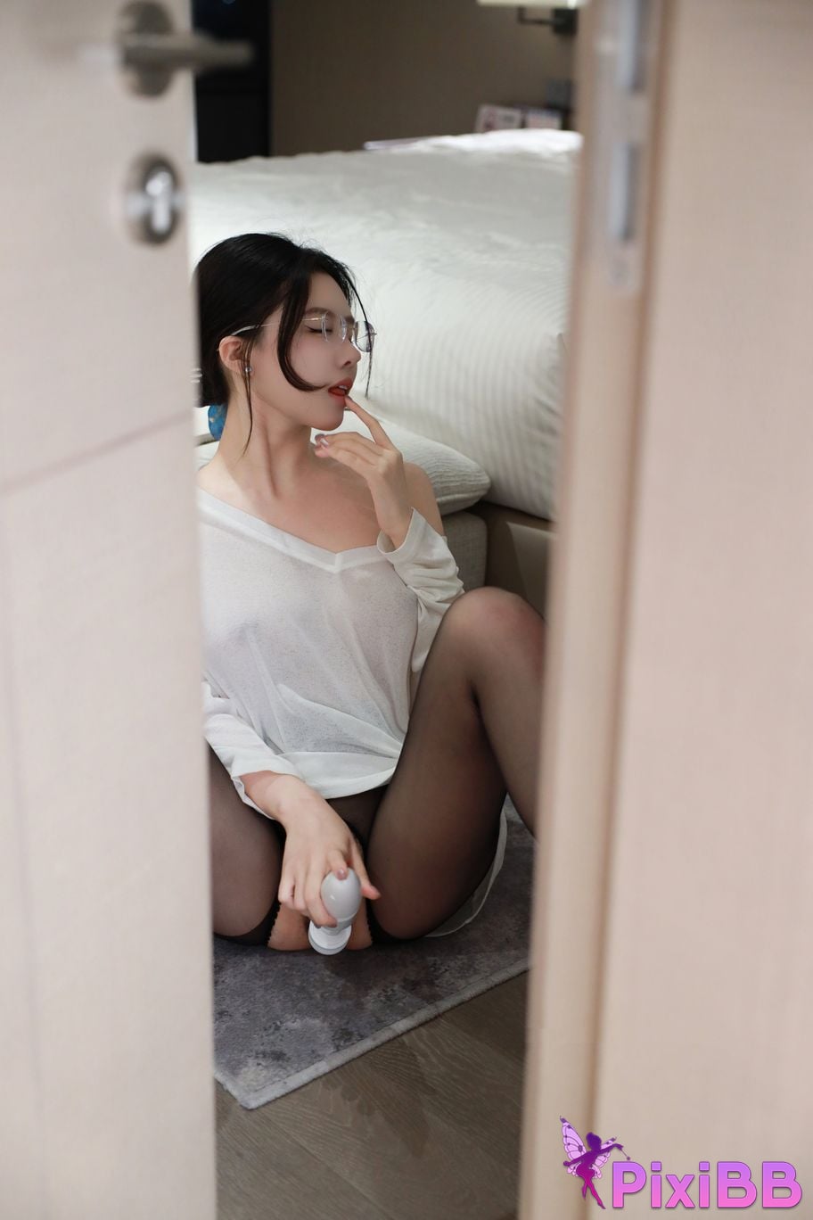 XR Uncensored Tang Pianpian Wet in bathroom PixiBB.COM 001