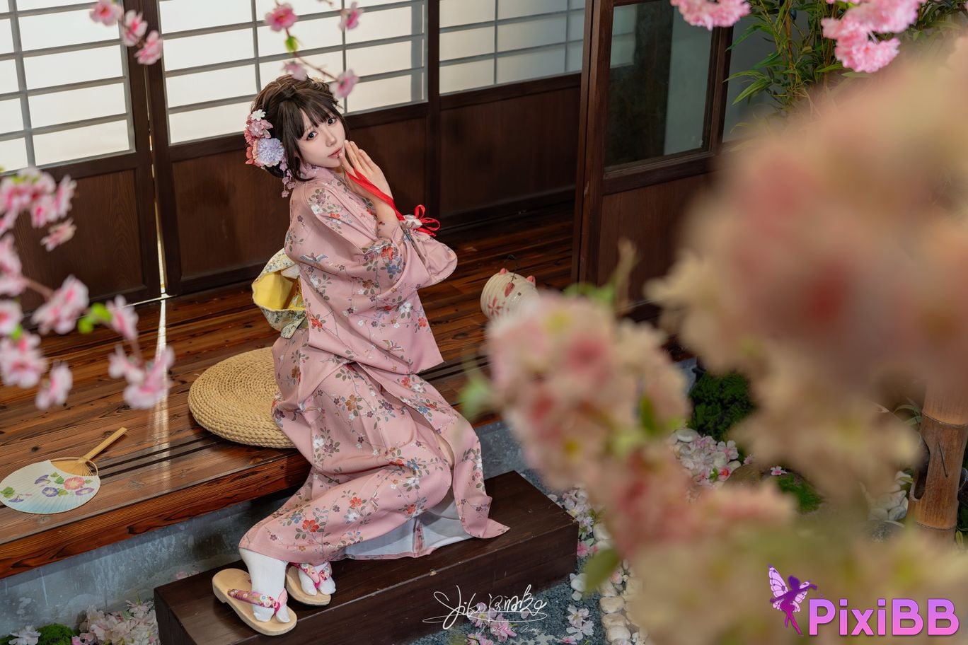 Coser nian nian tuan zi tu Yiko PixiBB.COM 010