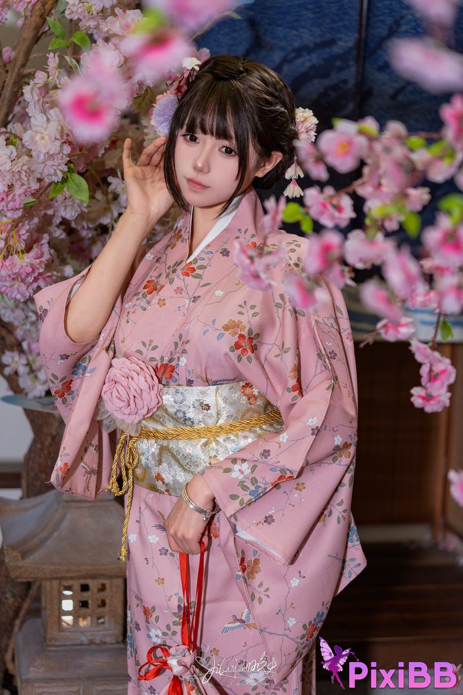 Coser nian nian tuan zi tu Yiko PixiBB.COM 023