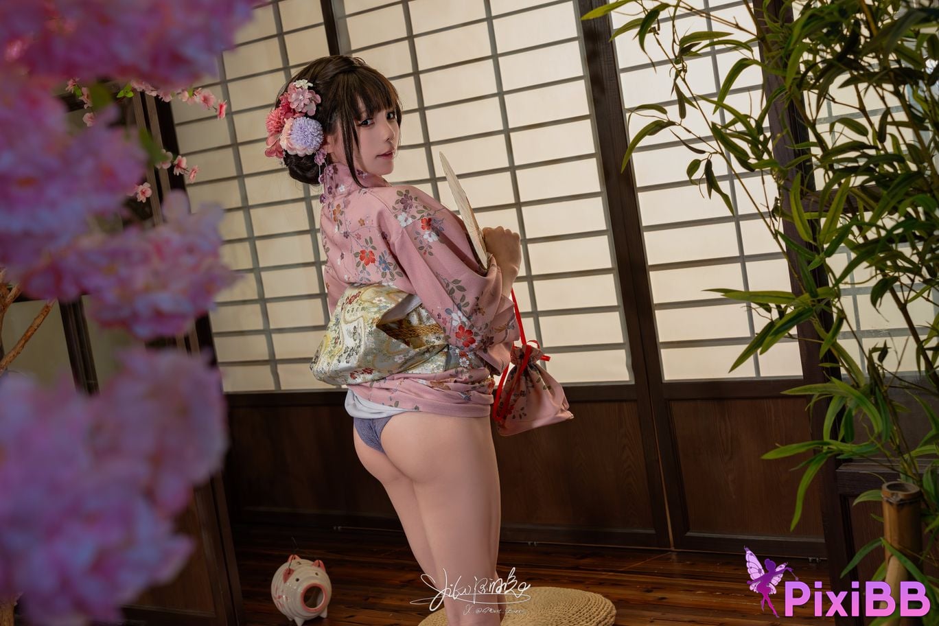 Coser nian nian tuan zi tu Yiko PixiBB.COM 026