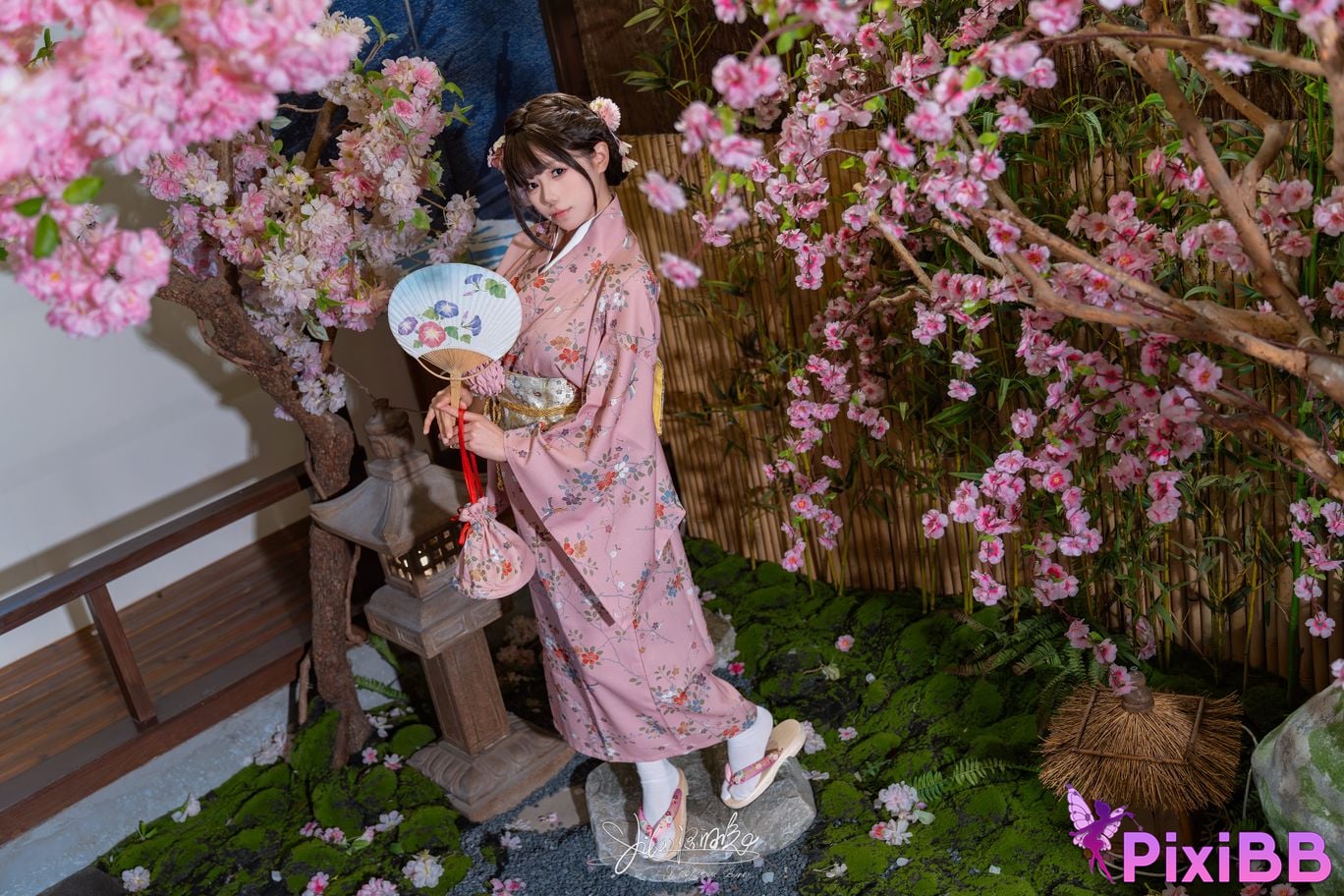 Coser nian nian tuan zi tu Yiko PixiBB.COM 045