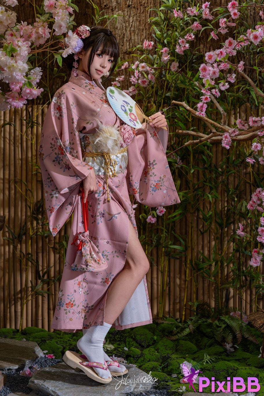 Coser nian nian tuan zi tu Yiko PixiBB.COM 076