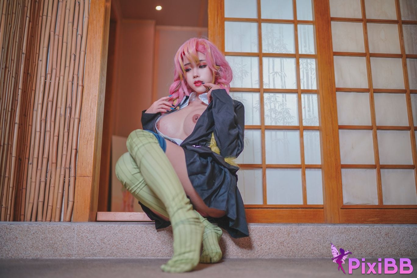 Cosplayer Titanium alloy TiTi D e m o n S l a y r K i t s u Y b Love Pillar PixiBB.COM 013