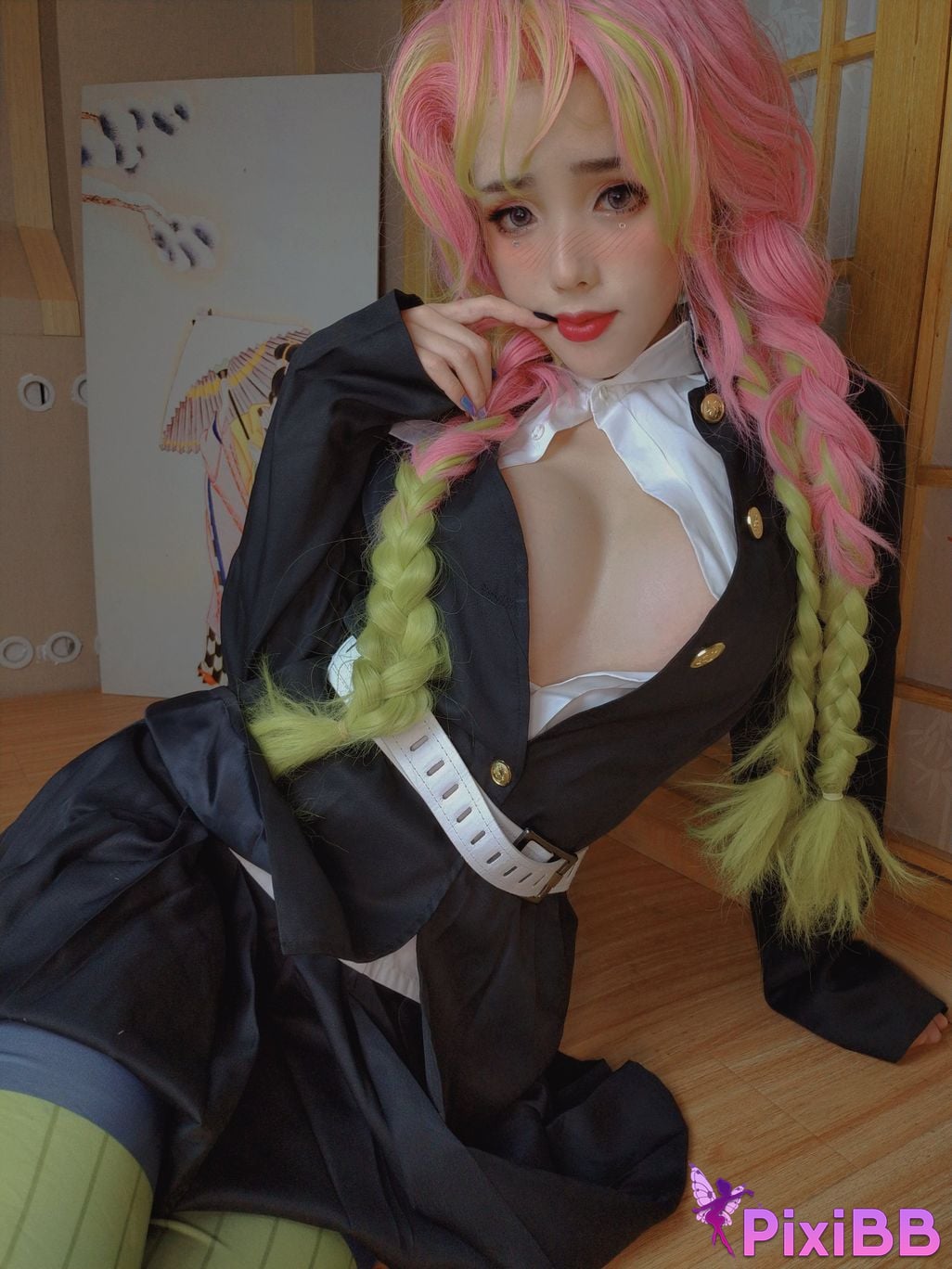 Cosplayer Titanium alloy TiTi D e m o n S l a y r K i t s u Y b Love Pillar PixiBB.COM 039