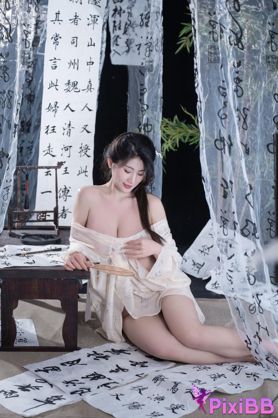 Cosplayer Xinglan is Lanlan and her name Lanmei. lovesickness PixiBB.COM 023