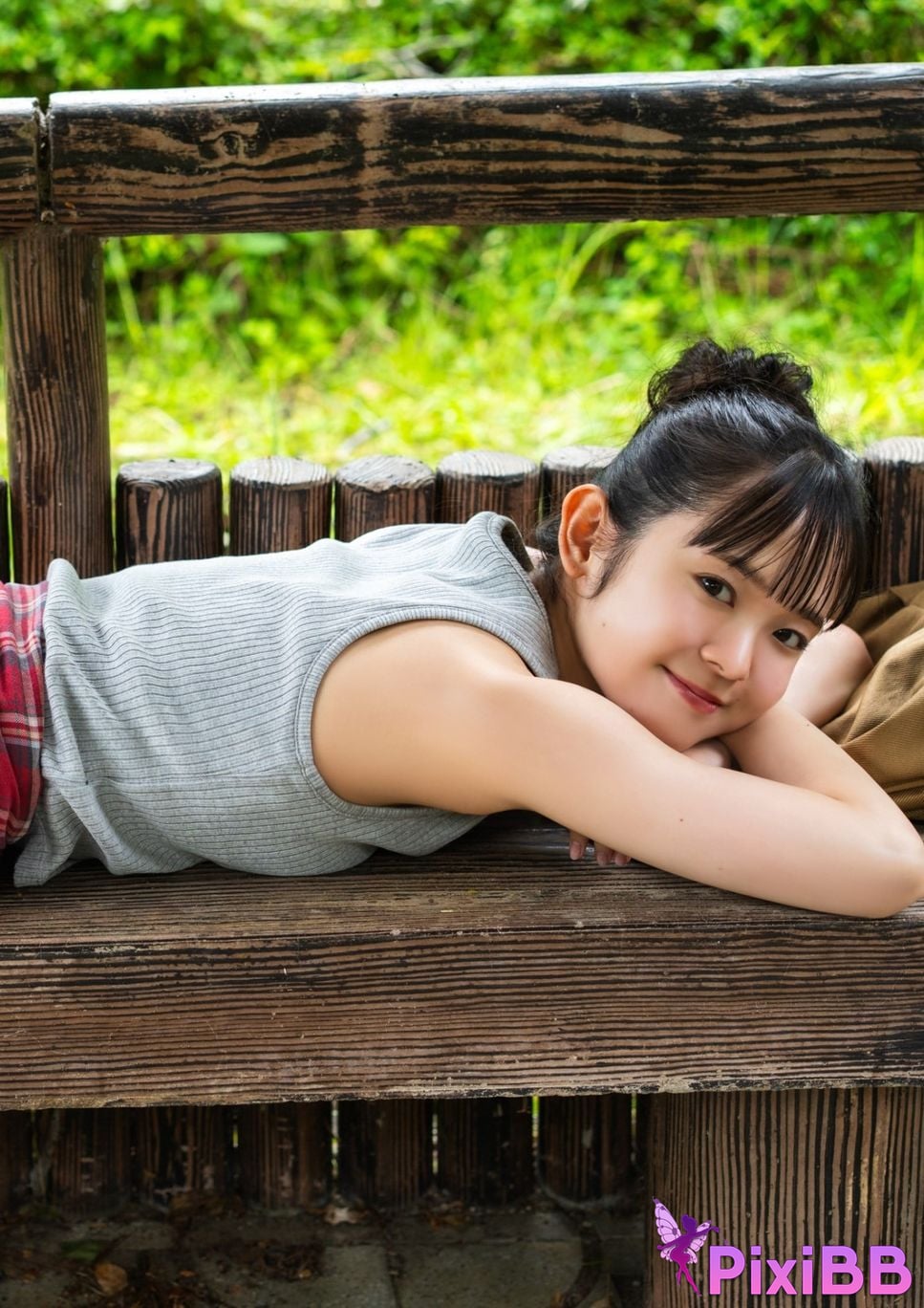 Japanese Idol Nozomi Nirei Urui Digital only YJ PHOTO BOOK photo collection An unpredictable explosion occurred on the first cover. PixiBB.COM 027