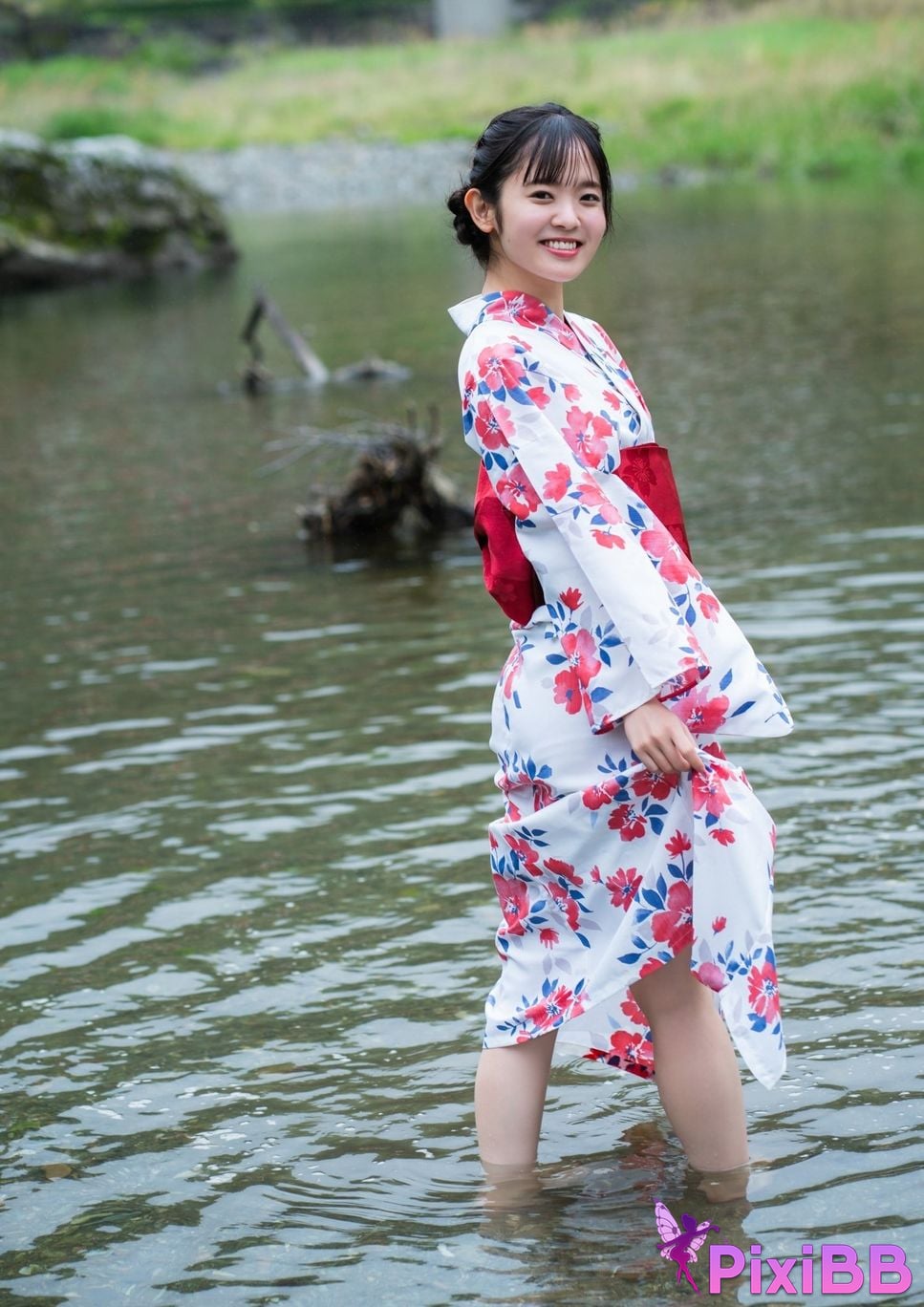 Japanese Idol Nozomi Nirei Urui Digital only YJ PHOTO BOOK photo collection An unpredictable explosion occurred on the first cover. PixiBB.COM 035