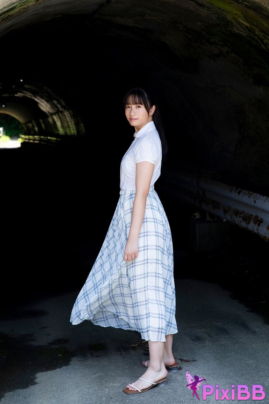 Japanese Idol Kokomi Momose female college student a summer adventure Weekly Post Digital Photo Book PixiBB.COM 002