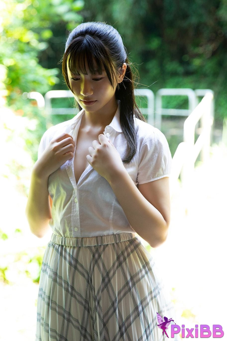 Japanese Idol Kokomi Momose female college student a summer adventure Weekly Post Digital Photo Book PixiBB.COM 011