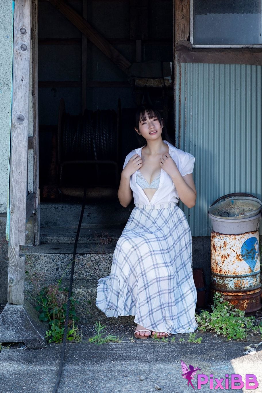 Japanese Idol Kokomi Momose female college student a summer adventure Weekly Post Digital Photo Book PixiBB.COM 035