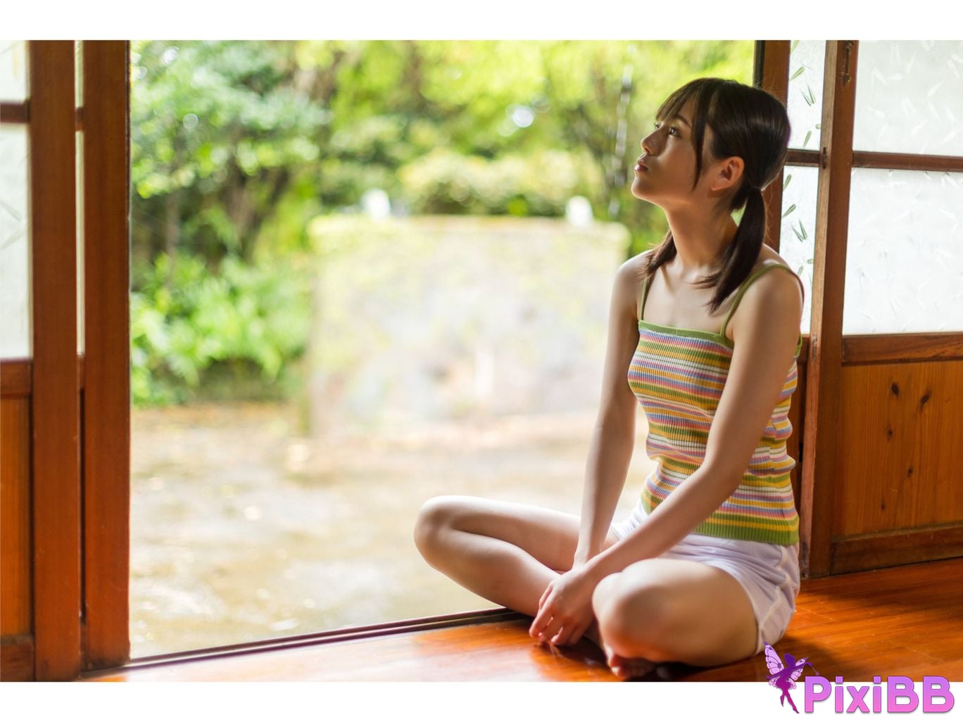 Japanese Idol Suzumori Remu Gravure photo book re In a transparent world PixiBB.COM 015
