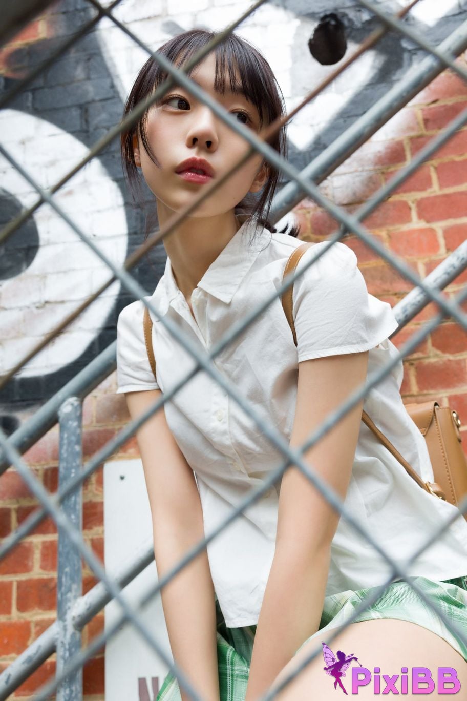 Japanese Idol Kikuchi Hina Photo book another memory large volume 150 pages PixiBB.COM 030