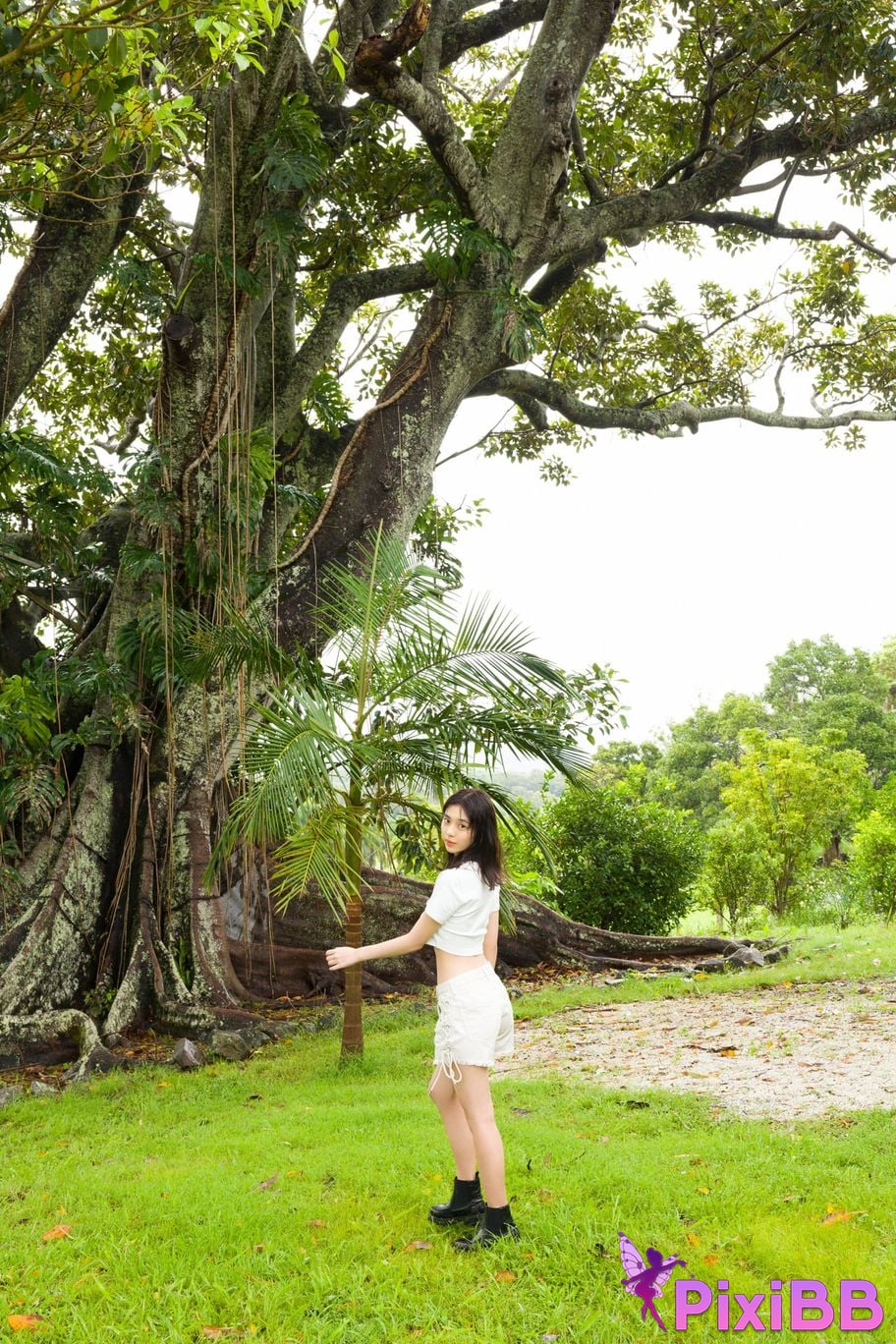 Japanese Idol Kikuchi Hina Photo book another memory large volume 150 pages PixiBB.COM 069