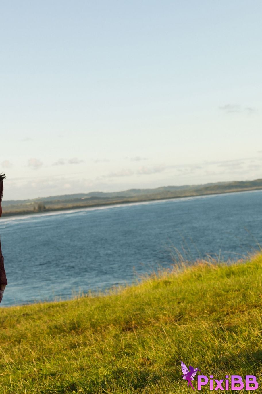 Japanese Idol Kikuchi Hina Photo book another memory large volume 150 pages PixiBB.COM 071