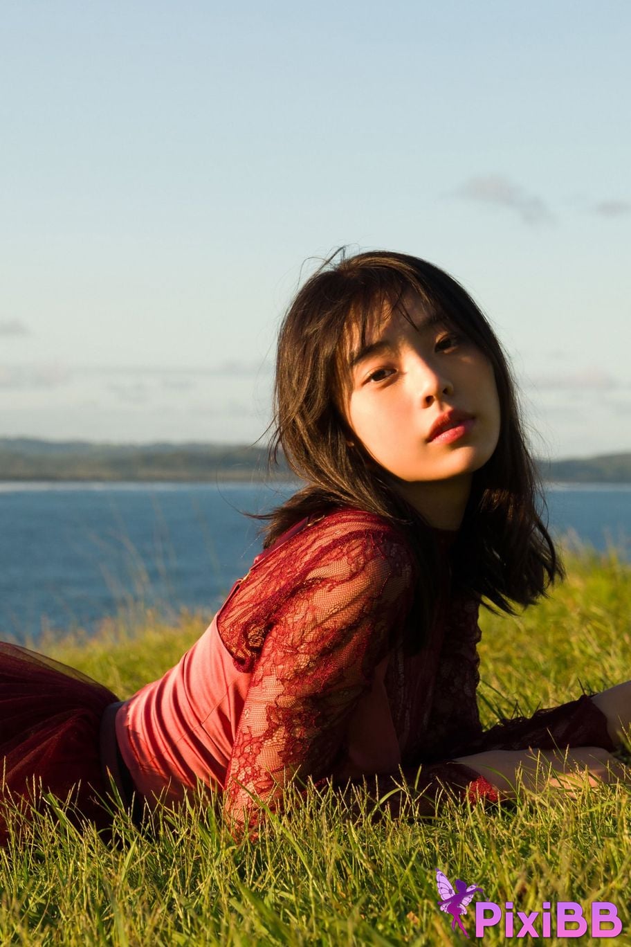 Japanese Idol Kikuchi Hina Photo book another memory large volume 150 pages PixiBB.COM 079