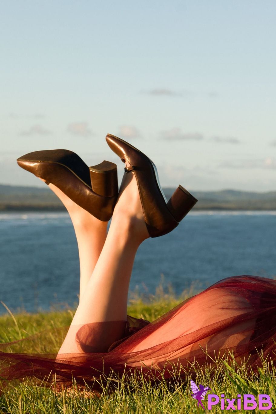 Japanese Idol Kikuchi Hina Photo book another memory large volume 150 pages PixiBB.COM 080