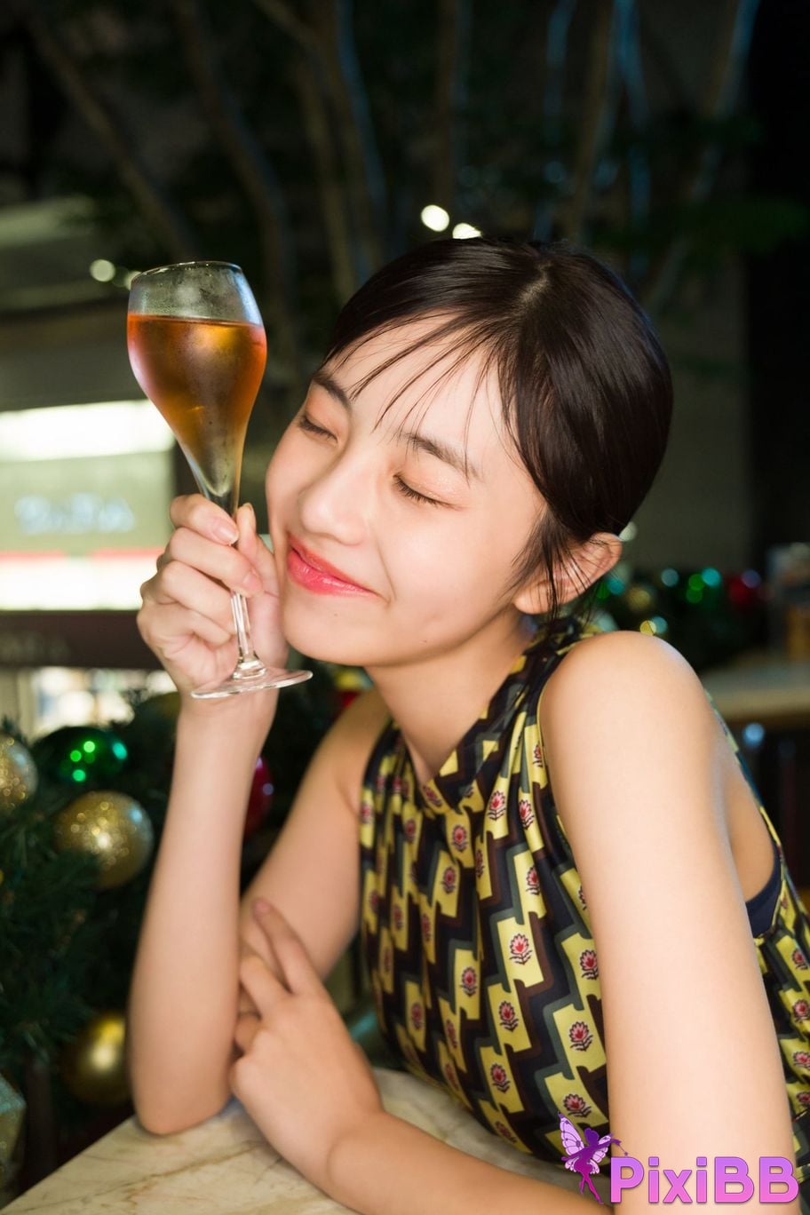 Japanese Idol Kikuchi Hina Photo book another memory large volume 150 pages PixiBB.COM 082