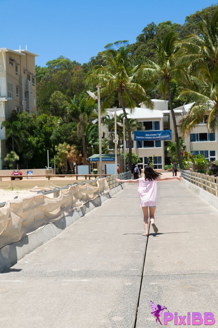 Japanese Idol Kikuchi Hina Photo book another memory large volume 150 pages PixiBB.COM 096