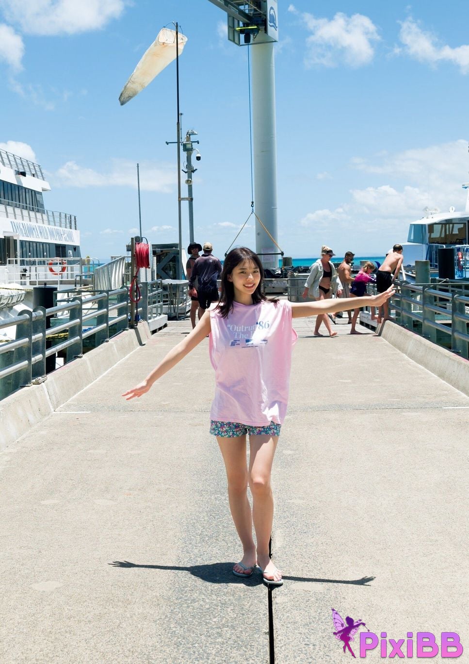 Japanese Idol Kikuchi Hina Photo book with bonus cuts only available in the digital version memory PixiBB.COM 022