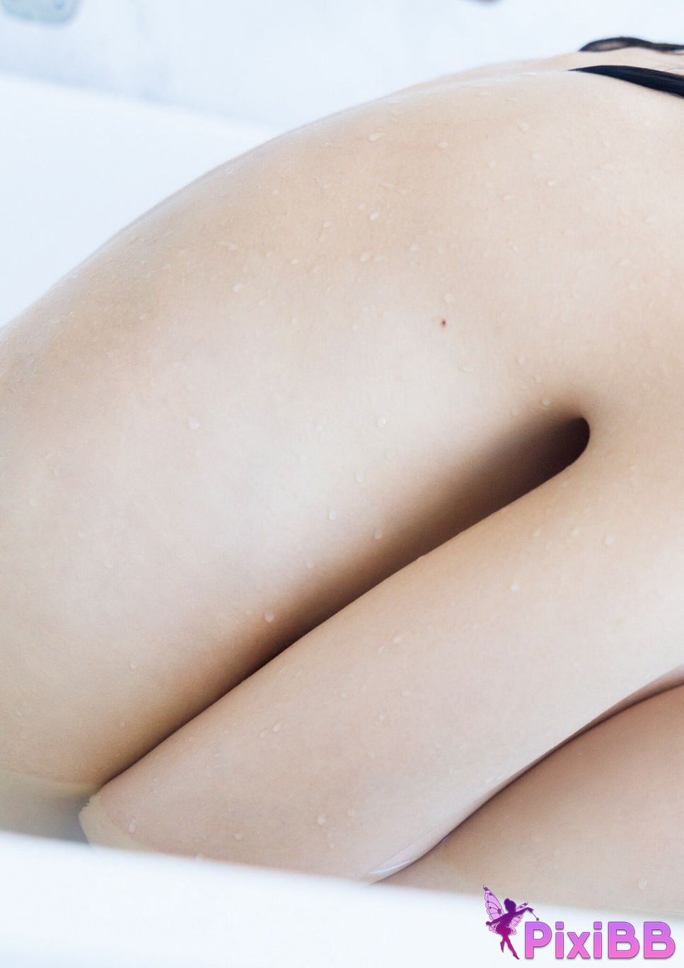 Japanese Idol Kikuchi Hina Photo book with bonus cuts only available in the digital version memory PixiBB.COM 126