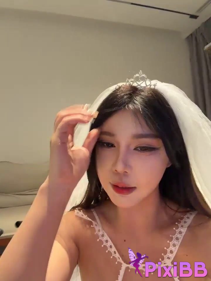 linjianvhai The ultimate temptation of the charming royal sister is super exciting PixiBB.COM 048